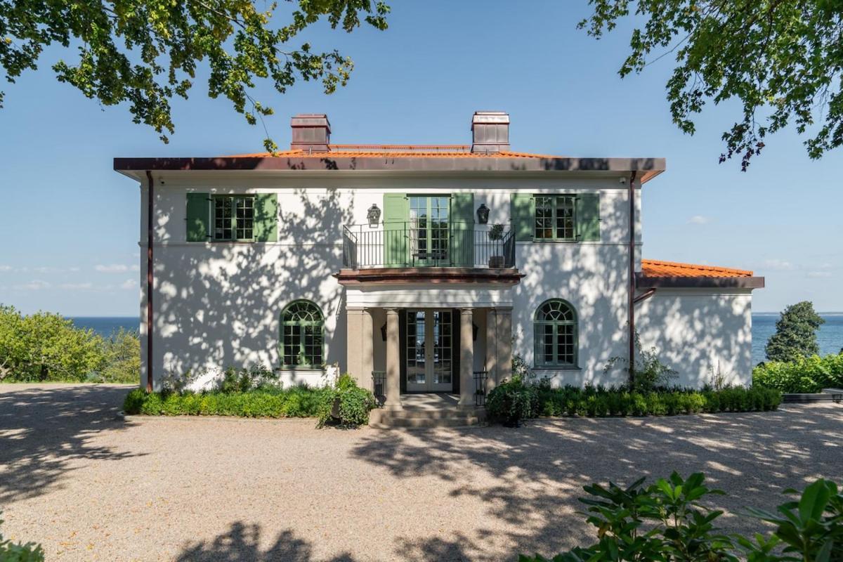 Villa Dagmar Bastad Exterior photo
